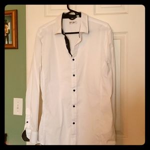 Men's white with blue pattern dress shirt